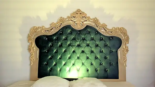 Snapshot of Ari_sunshine_ chatting on 09/12/25, 10:32 Ari sunshine  online show from 09/12/25, 10:32