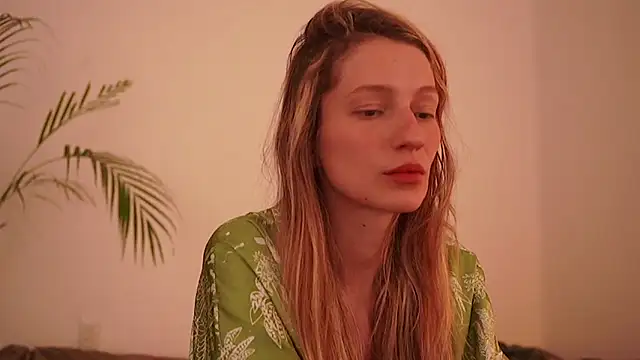 Snapshot of Stephany_talks chatting on 02/03/26, 02:53 Stephany talks online show from 02/03/26, 02:53