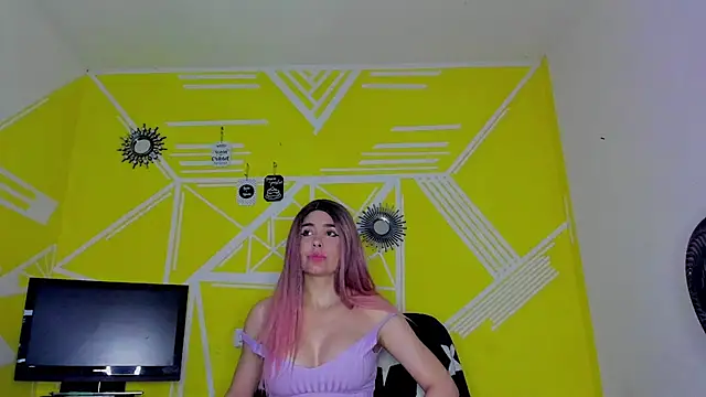 Snapshot of Nikolle_Rouss chatting on 11/27/25, 04:09 Nikolle Rouss online show from 11/27/25, 04:09