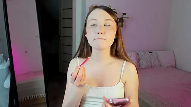 Stella Sunny online show from 03/11/25, 04:29