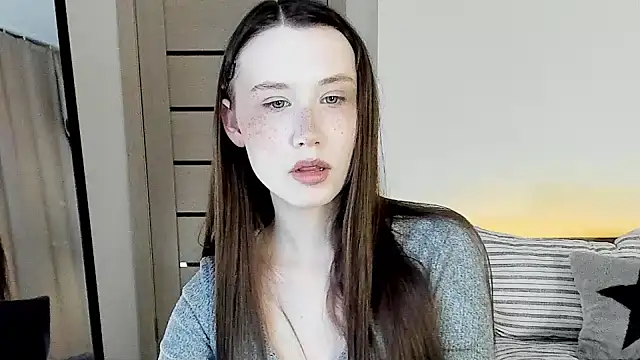 Stella Sunny online show from 03/11/26, 11:55