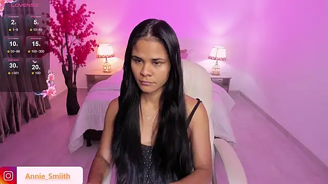 anniie smith online show from 11/16/25, 11:27