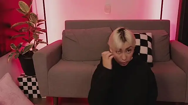 Snapshot of jane_hart_ chatting on 11/13/25, 02:10 jane hart online show from 11/13/25, 02:10