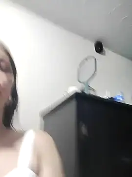 Snapshot of natalie_cowens chatting on 11/30/25, 07:51 natalie cowens online show from 11/30/25, 07:51