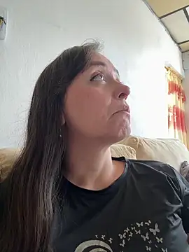 Snapshot of natalie_cowens chatting on 06/20/26, 05:05 natalie cowens online show from 06/20/26, 05:05