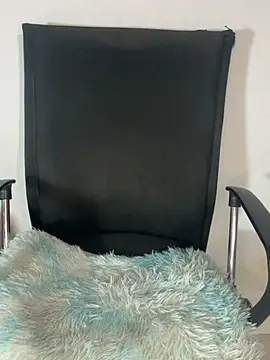 Snapshot of Liyana_Babe chatting on 02/26/25, 06:15 Liyana Babe online show from 02/26/25, 06:15