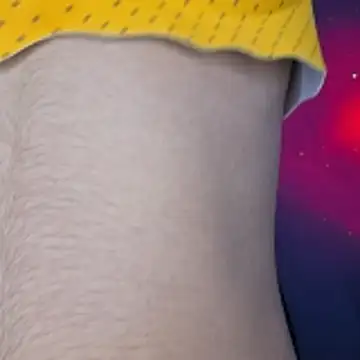 Snapshot of Liyana_Babe chatting on 10/31/25, 03:29 Liyana Babe online show from 10/31/25, 03:29