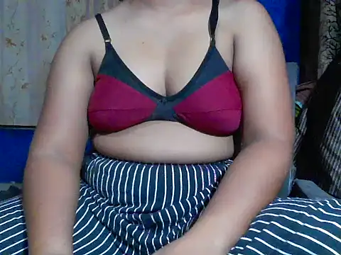 Snapshot of CAFE134_768 chatting on 09/25/25, 07:01 CAFE134 768 online show from 09/25/25, 07:01