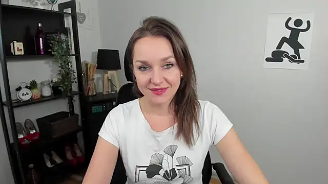 AliciaDesire online show from 12/18/24, 02:49