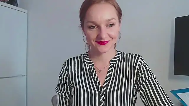 Snapshot of AliciaDesire chatting on 02/24/26, 10:57 AliciaDesire online show from 02/24/26, 10:57