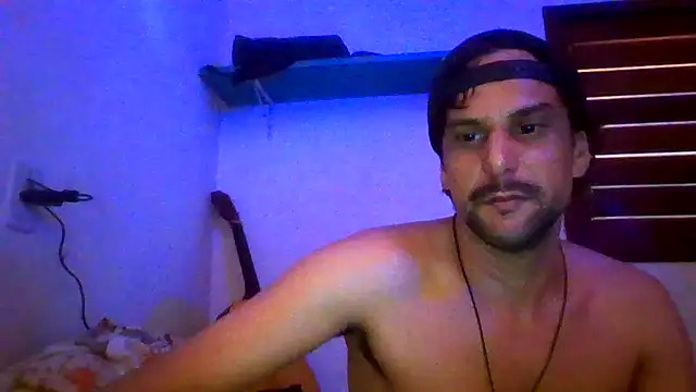 couplemilk online show from 05/05/26, 04:26