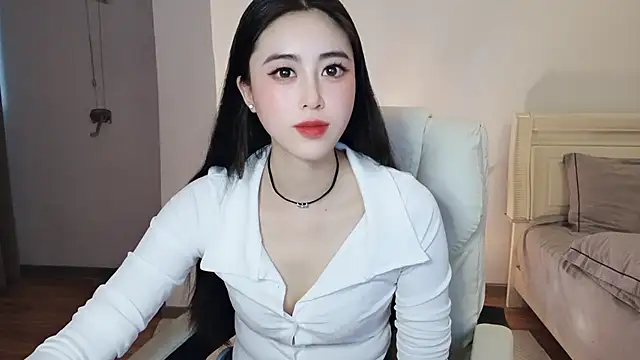 Snapshot of LI-200310 chatting on 01/15/26, 08:41 LI-200310 online show from 01/15/26, 08:41