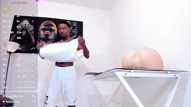 Snapshot of Thomas_shelbys chatting on 01/05/25, 06:13 Thomas shelbys online show from 01/05/25, 06:13