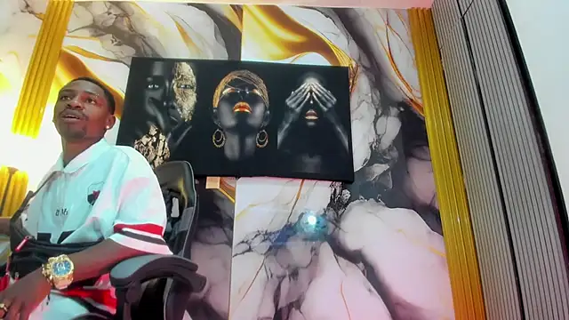 Snapshot of Thomas_shelbys chatting on 10/01/25, 03:23 Thomas shelbys online show from 10/01/25, 03:23