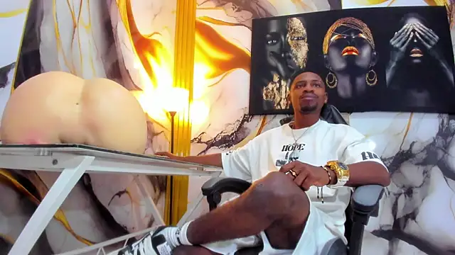 Snapshot of Thomas_shelbys chatting on 10/08/25, 02:53 Thomas shelbys online show from 10/08/25, 02:53