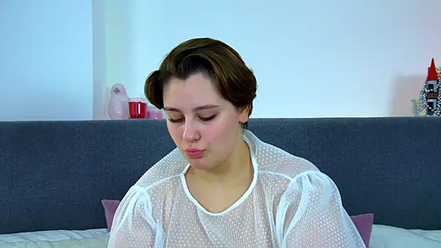 Snapshot of MaryMurray chatting on 01/23/25, 06:45 MaryMurray online show from 01/23/25, 06:45