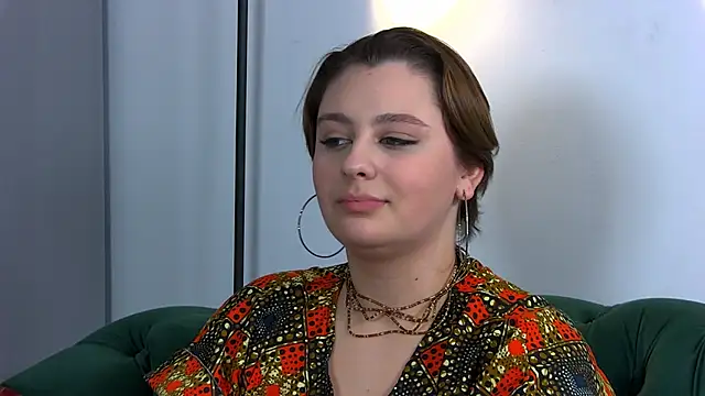 Snapshot of MaryMurray chatting on 02/03/25, 01:30 MaryMurray online show from 02/03/25, 01:30