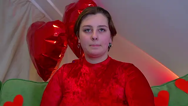 Snapshot of MaryMurray chatting on 02/20/25, 06:57 MaryMurray online show from 02/20/25, 06:57