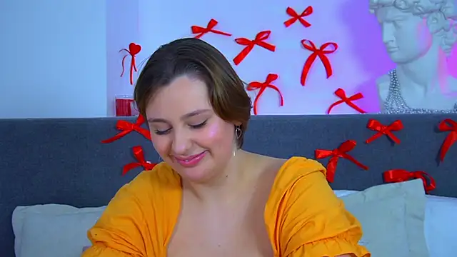 Snapshot of MaryMurray chatting on 03/18/25, 05:20 MaryMurray online show from 03/18/25, 05:20