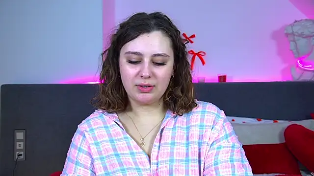 MaryMurray online show from 02/15/26, 06:59