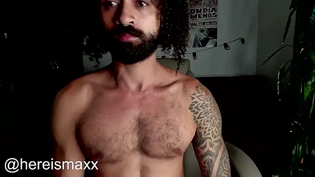 MaxG   online show from 09/24/25, 12:03