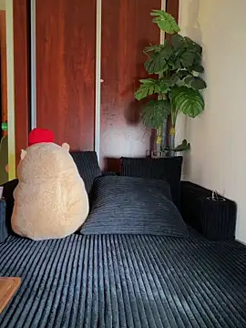 Snapshot of Adriennesexxx chatting on 04/17/26, 11:08 Adriennesexxx online show from 04/17/26, 11:08