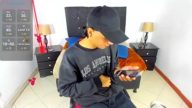 Snapshot of Brand_habes chatting on 12/11/24, 01:39 Brand habes online show from 12/11/24, 01:39