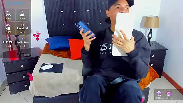 Snapshot of Brand_habes chatting on 12/12/24, 04:32 Brand habes online show from 12/12/24, 04:32