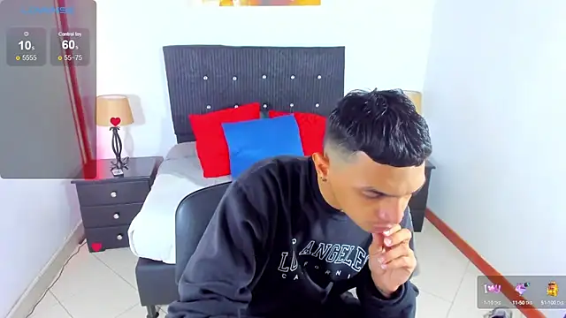 Snapshot of Brand_habes chatting on 12/20/24, 05:40 Brand habes online show from 12/20/24, 05:40