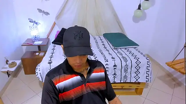 Snapshot of Brand_habes chatting on 09/13/25, 07:24 Brand habes online show from 09/13/25, 07:24