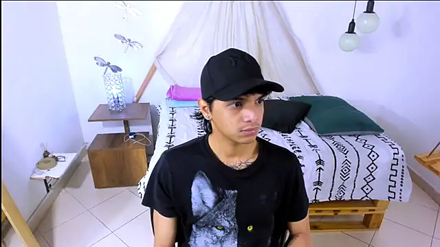 Snapshot of Brand_habes chatting on 09/18/25, 08:11 Brand habes online show from 09/18/25, 08:11