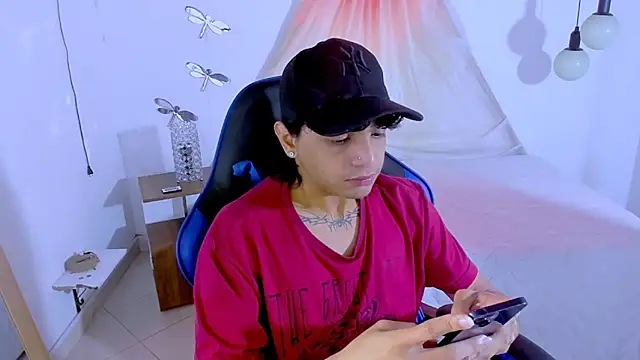 Snapshot of Brand_habes chatting on 11/09/25, 07:06 Brand habes online show from 11/09/25, 07:06