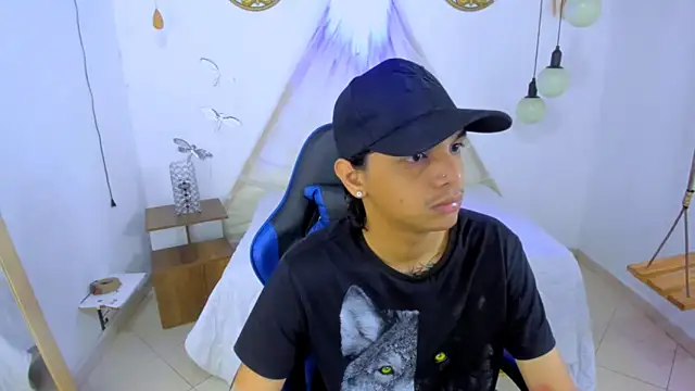 Snapshot of Brand_habes chatting on 12/05/25, 04:47 Brand habes online show from 12/05/25, 04:47