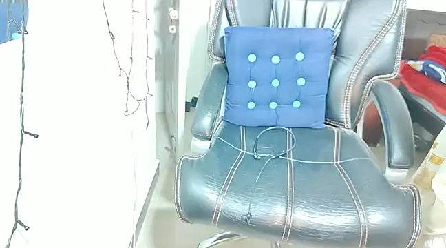 Snapshot of Anjali_cute-Pondati chatting on 02/28/25, 12:09 Anjali cute-Pondati online show from 02/28/25, 12:09