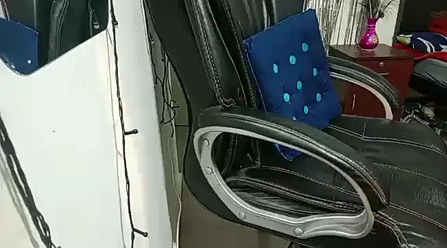 Snapshot of Anjali_cute-Pondati chatting on 03/11/25, 10:18 Anjali cute-Pondati online show from 03/11/25, 10:18