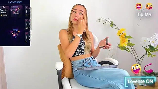 Snapshot of Linda_Crawford chatting on 01/16/25, 04:50 Linda Crawford online show from 01/16/25, 04:50