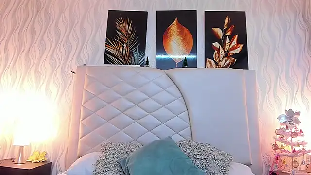 Snapshot of Amberr_Greyy chatting on 12/13/24, 07:21 Amberr Greyy online show from 12/13/24, 07:21