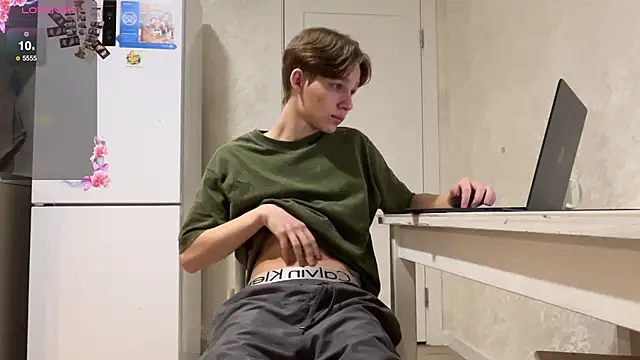 gay boyss online show from 03/03/25, 06:44