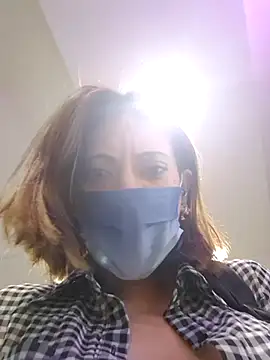 Snapshot of Lunababymylove chatting on 12/08/24, 12:18 Lunababymylove online show from 12/08/24, 12:18