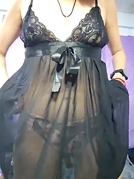 Snapshot of Lunababymylove chatting on 09/15/25, 02:11 Lunababymylove online show from 09/15/25, 02:11