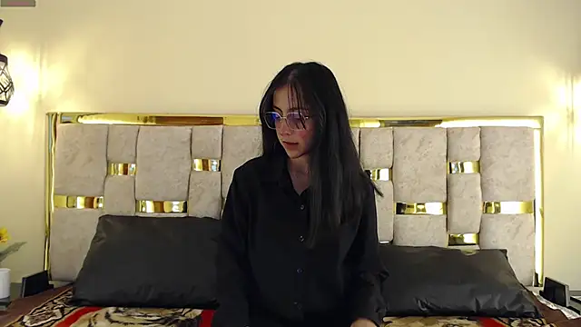 ling ling24 online show from 01/28/25, 03:15