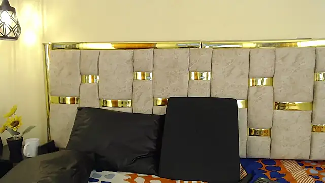 ling ling24 online show from 03/11/25, 06:43