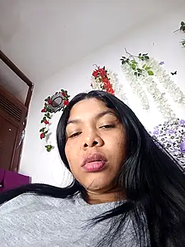 DIORA Latina online show from 09/11/25, 05:51