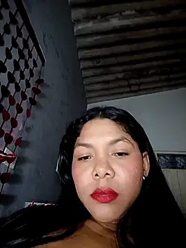 Snapshot of DIORA_Latina chatting on 03/18/26, 03:53 DIORA Latina online show from 03/18/26, 03:53