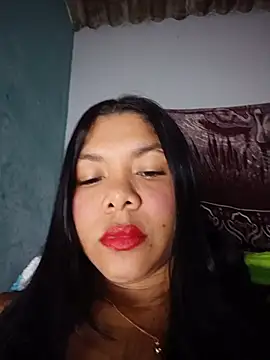 DIORA Latina online show from 07/05/26, 04:07