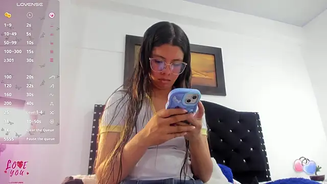 Vahiolet smith online show from 11/20/25, 03:07