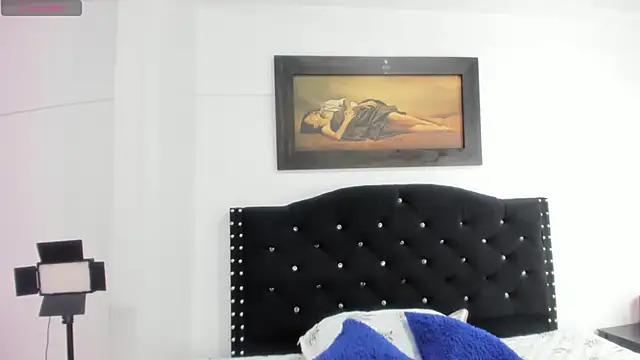 Vahiolet smith online show from 11/26/25, 02:01