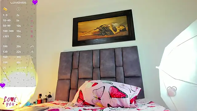 Vahiolet smith online show from 03/27/26, 04:18