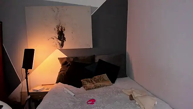 Snapshot of Miiaa_wallace chatting on 03/28/26, 08:30 Miiaa wallace online show from 03/28/26, 08:30