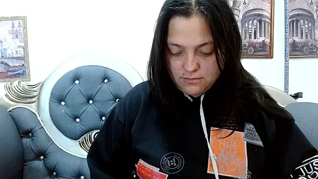Snapshot of KataleyaStiward chatting on 06/19/26, 12:31 KataleyaStiward online show from 06/19/26, 12:31